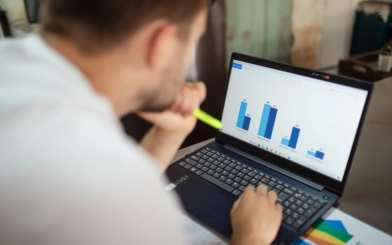 Data strategy and BI consulting